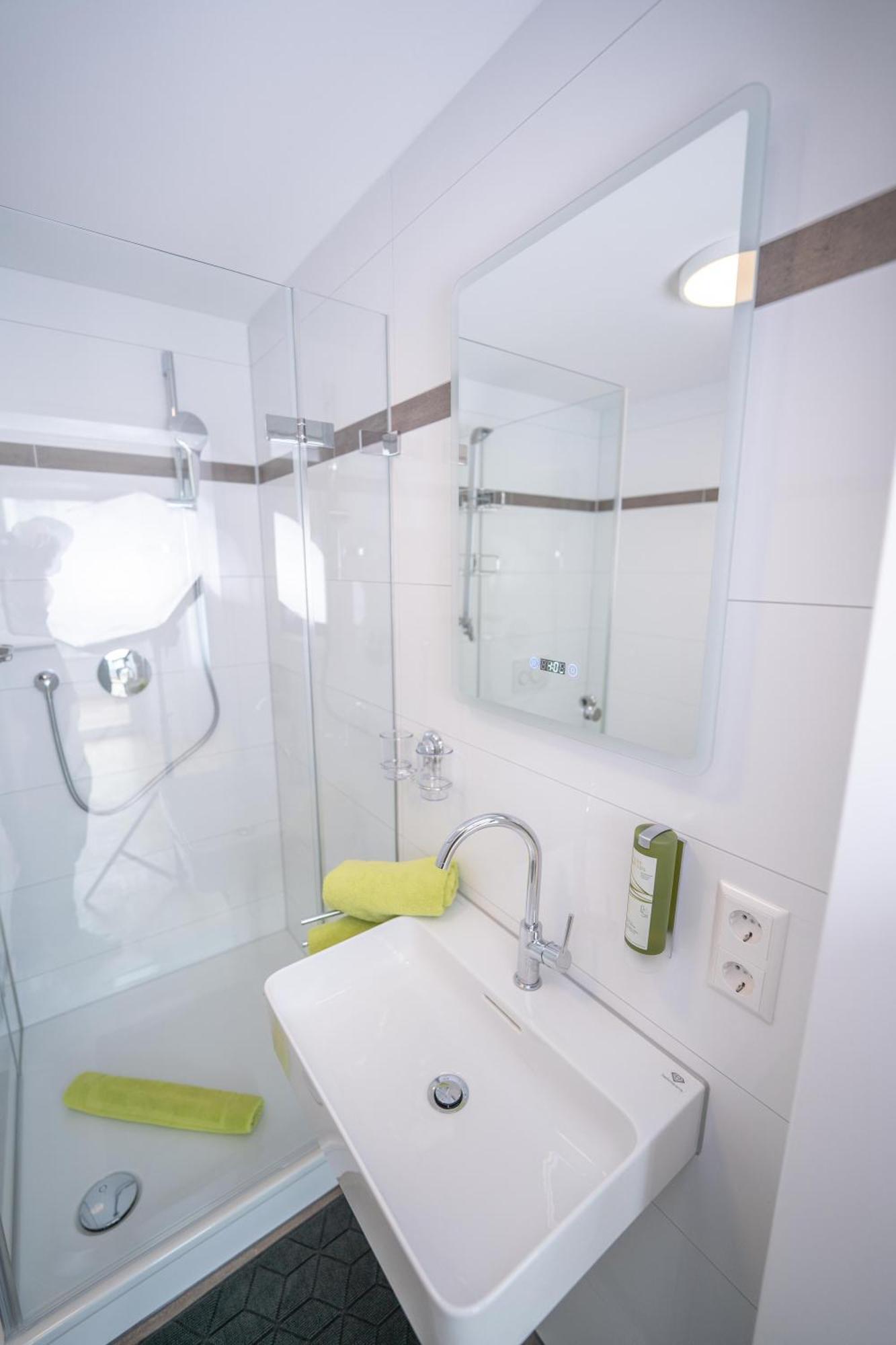 Cityapartements Fn2-Fn4 Klimatisiert Фрідріхсгафен Екстер'єр фото